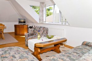 Haus_Nesselblatt_DG_01